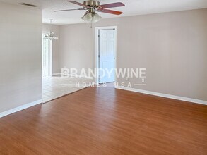 215 Shore Rd in Winter Springs, FL - Building Photo - Building Photo