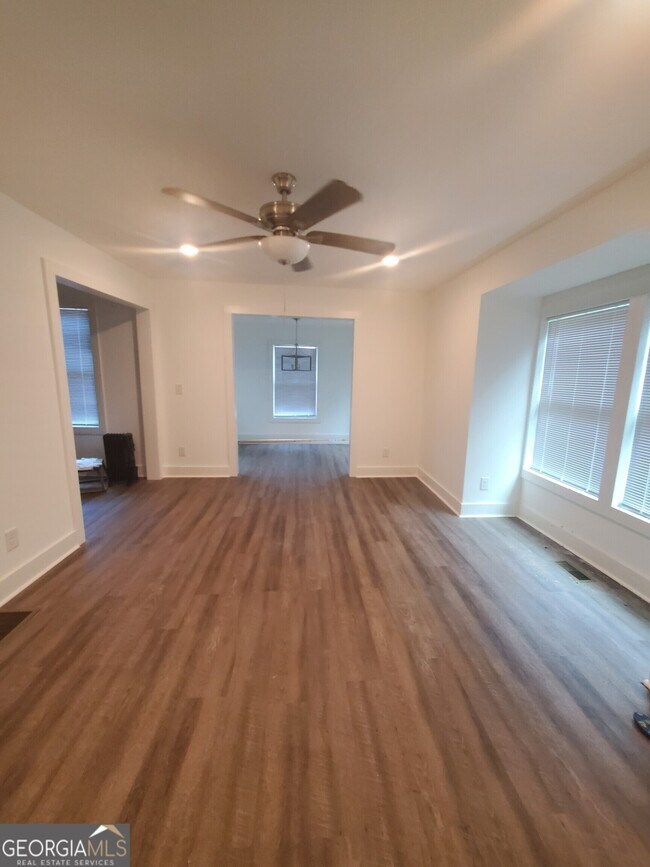 1167 Mayland Cir SW in Atlanta, GA - Building Photo - Building Photo