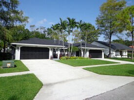 1169 Mulberry Pl in Wellington, FL - Building Photo