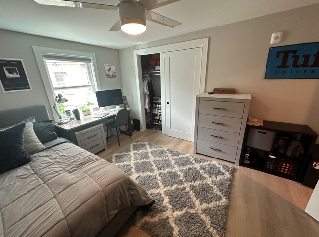 741 Broadway, Unit 1 in Somerville, MA - Building Photo - Building Photo