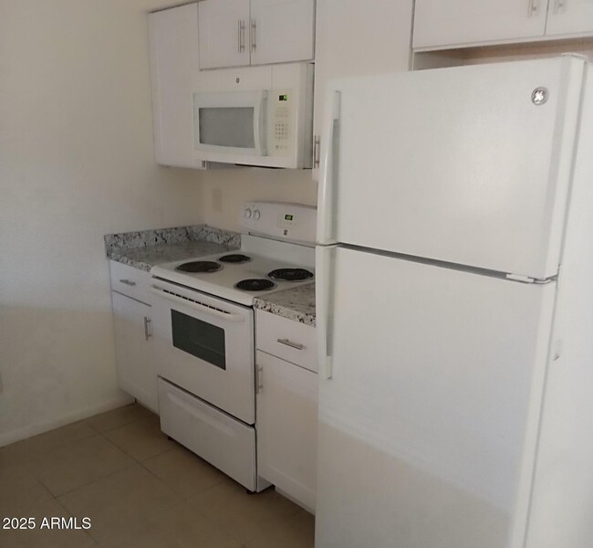370 W Mohave St in Phoenix, AZ - Building Photo - Building Photo