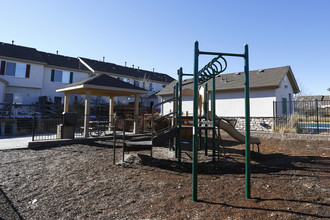 Sage Creek Townhomes in Thornton, CO - Building Photo - Building Photo