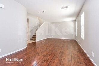 7233 Scenic Desert Ct in Las Vegas, NV - Building Photo - Building Photo