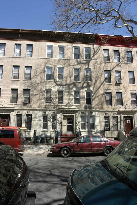 1355 Pacific St in Brooklyn, NY - Building Photo