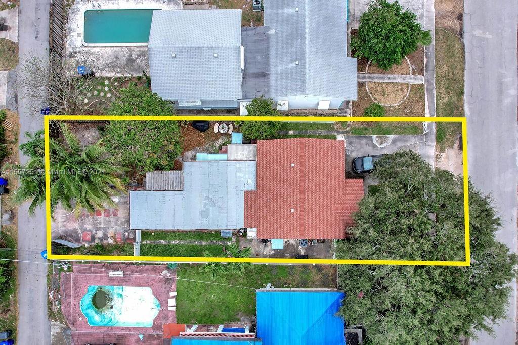 2419 Coolidge St-Unit -2 in Hollywood, FL - Foto de edificio