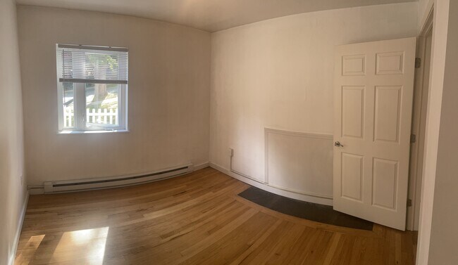 165 W Prospect Ave in State College, PA - Building Photo - Building Photo