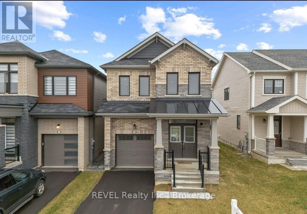 16 Concord Dr in Thorold, ON - Building Photo