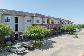 Corinthian Village in Houston, TX - Building Photo - Building Photo