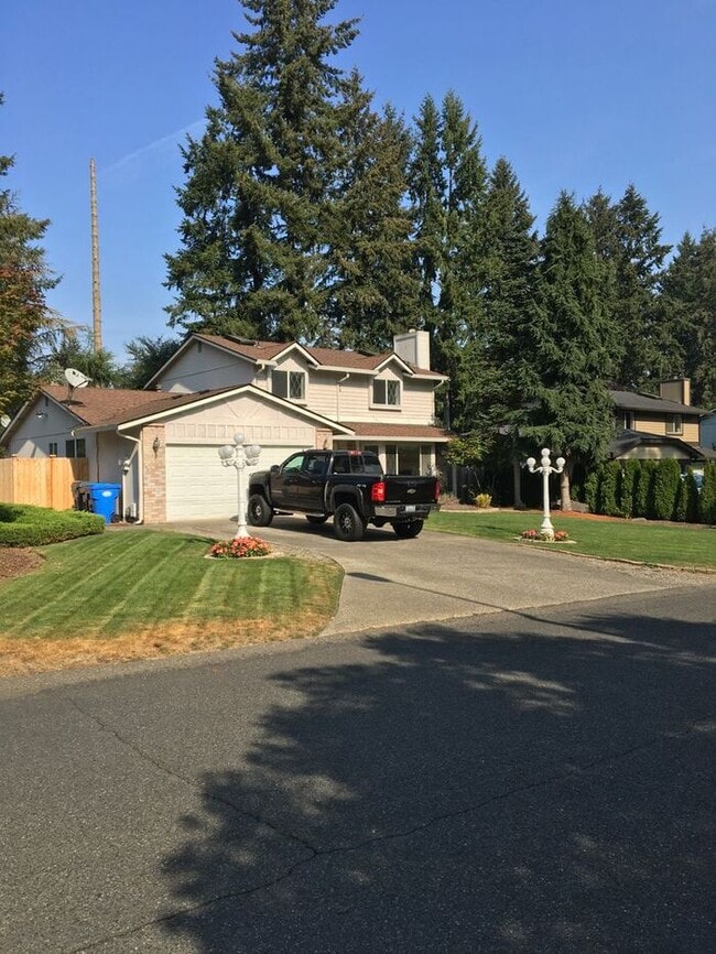 9503 166th St E in South Hill, WA - Building Photo - Building Photo