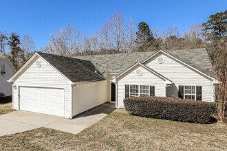 10808 Knotty Pine Pl in Hampton, GA - Building Photo - Building Photo
