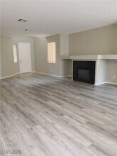 8032 Villa Avada Ct in Las Vegas, NV - Building Photo - Building Photo