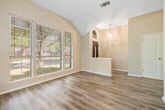 3937 Kristencreek Ln in Round Rock, TX - Building Photo - Building Photo