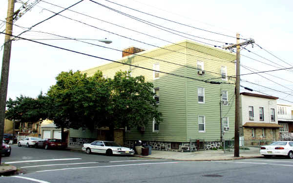 177 Lincoln St in Jersey City, NJ - Building Photo - Building Photo