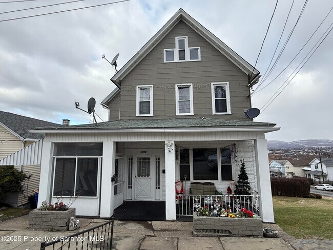 property at 1706 Prospect Ave