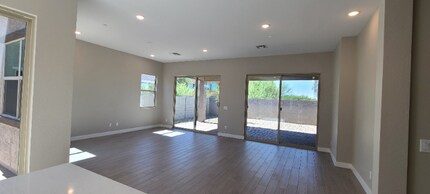 14039 W Desert Flower Dr in Goodyear, AZ - Foto de edificio - Building Photo