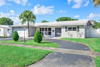 4309 Jackson St in Hollywood, FL - Building Photo - Building Photo