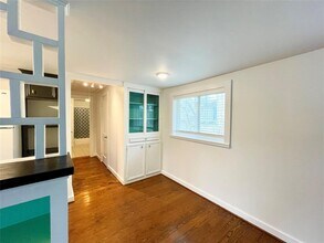 629 E 11th St-Unit -1/2 in Houston, TX - Building Photo - Building Photo