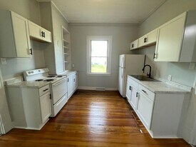 2358 Sackett St in Lynchburg, VA - Building Photo