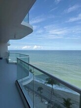 100 S Beach Rd in Jupiter, FL - Building Photo - Building Photo