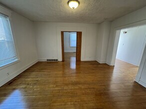 2522 5th St NE in Minneapolis, MN - Building Photo - Building Photo