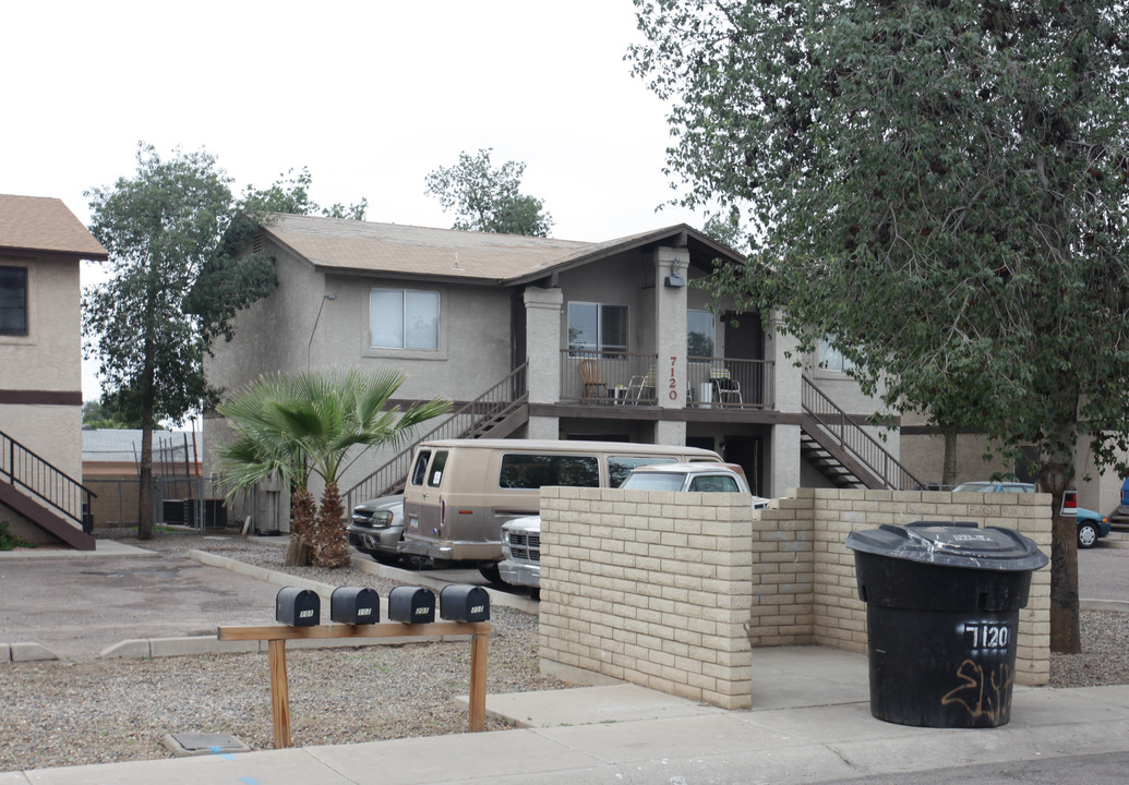 7120 N 66th Ave in Glendale, AZ - Building Photo