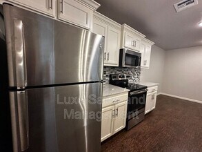 11416 N Lincoln Blvd in Oklahoma City, OK - Building Photo - Building Photo