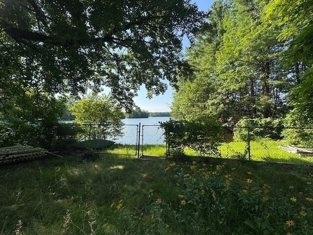 property at 6 Oak Ridge Rd