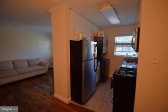 2241 Farrington Ave-Unit -303 in Alexandria, VA - Building Photo - Building Photo