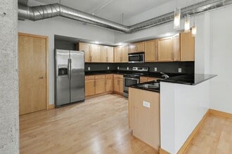 119 SW 4th St in Des Moines, IA - Building Photo - Building Photo
