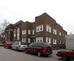 111 N East St Apartments