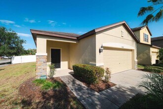 9004 Mountain Magnolia Dr in Riverview, FL - Building Photo - Building Photo