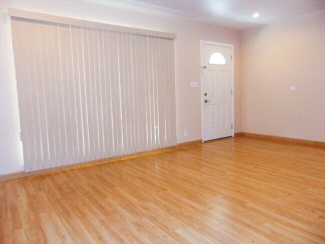 41955 Paseo Padre Pkwy in Fremont, CA - Building Photo - Building Photo