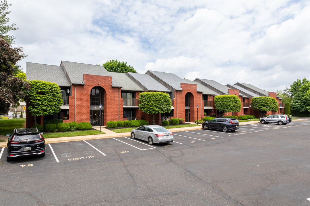 Welsh Walk Condominiums in Philadelphia, PA - Foto de edificio