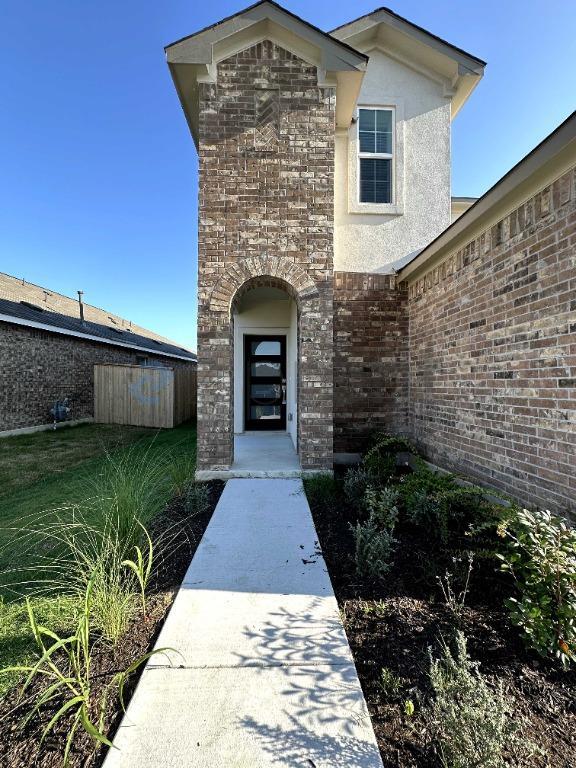 303 Milliner Lp in Hutto, TX - Building Photo - Building Photo