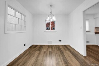 5061 Buchanan Ave in Warren, MI - Building Photo - Building Photo