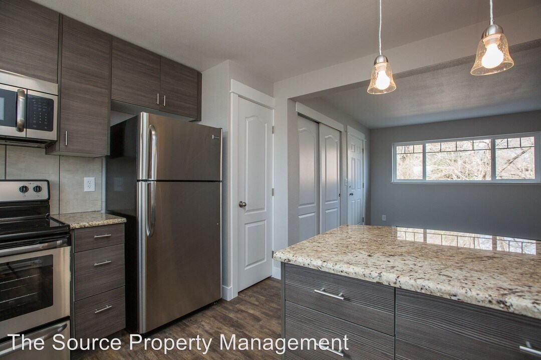 2628 Redwing Rd-Unit -Unit 12 in Fort Collins, CO - Building Photo