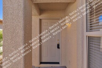 8421 S Burien Rd in Tucson, AZ - Building Photo - Building Photo