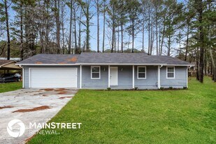 5845 Bearing Way in College Park, GA - Building Photo