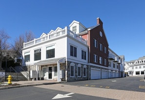 Spinnaker Wharf in Milford, CT - Building Photo