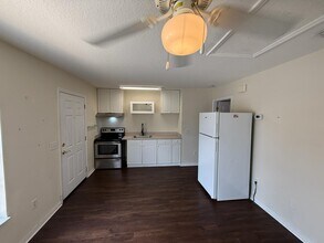 318 Australian Way in Davenport, FL - Building Photo - Building Photo