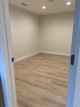 3583 S Bannock St, Unit B in Englewood, CO - Foto de edificio - Building Photo