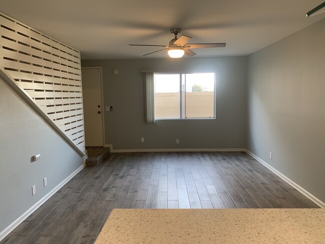 5410 Driftwood St in Oxnard, CA - Building Photo - Building Photo