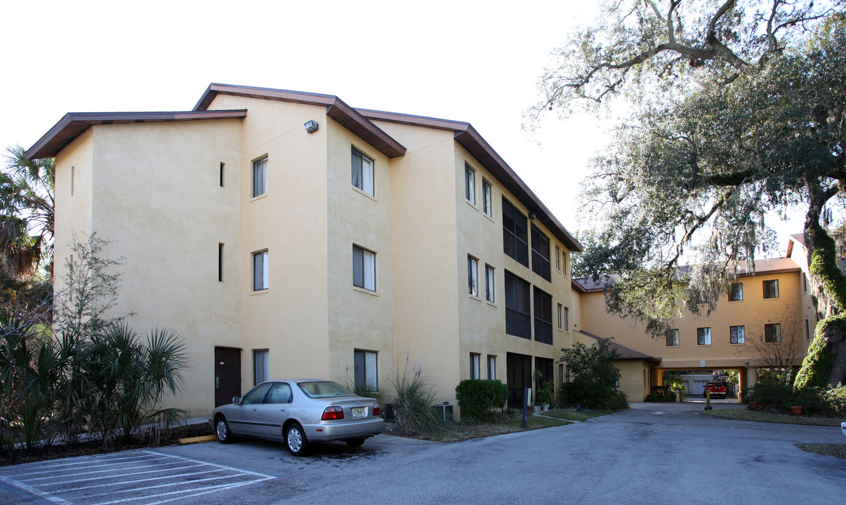 The Oaks Apartments in St. Augustine, FL - Foto de edificio