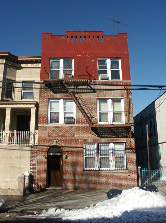 1849 Gleason Ave in Bronx, NY - Building Photo