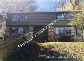 19 Dortch Ave in Asheville, NC - Building Photo