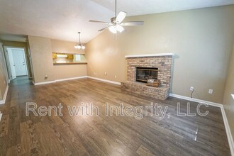 2380 Hartsfield Way in Tallahassee, FL - Building Photo - Building Photo