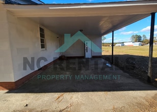 252 Westbrook Ave in Goldsboro, NC - Building Photo - Building Photo