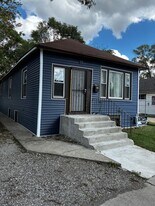 10741 S Glenroy Ave in Chicago, IL - Building Photo