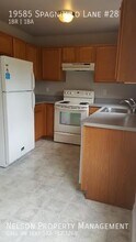 19585 Spagnuolo Ln in Roseville, MI - Foto de edificio - Building Photo