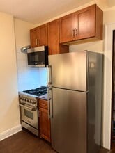 6322 Hamilton Ave, Unit Apt 3 in Cincinnati, OH - Building Photo - Building Photo